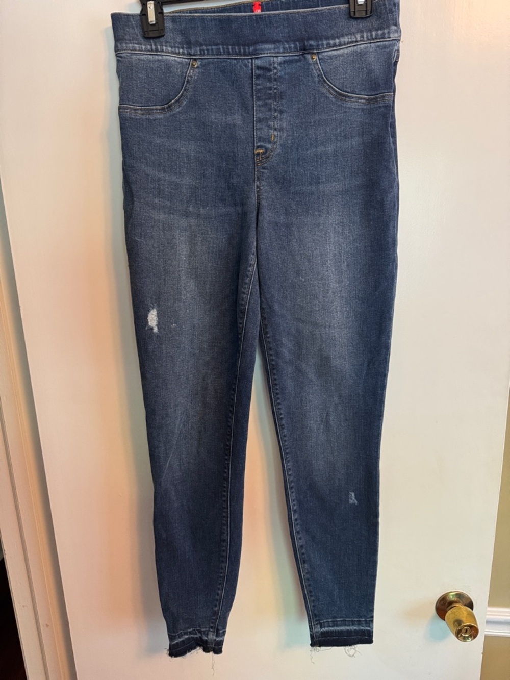 SPANX Women's Skinny Jeans in Medium/Dark Blue Wash